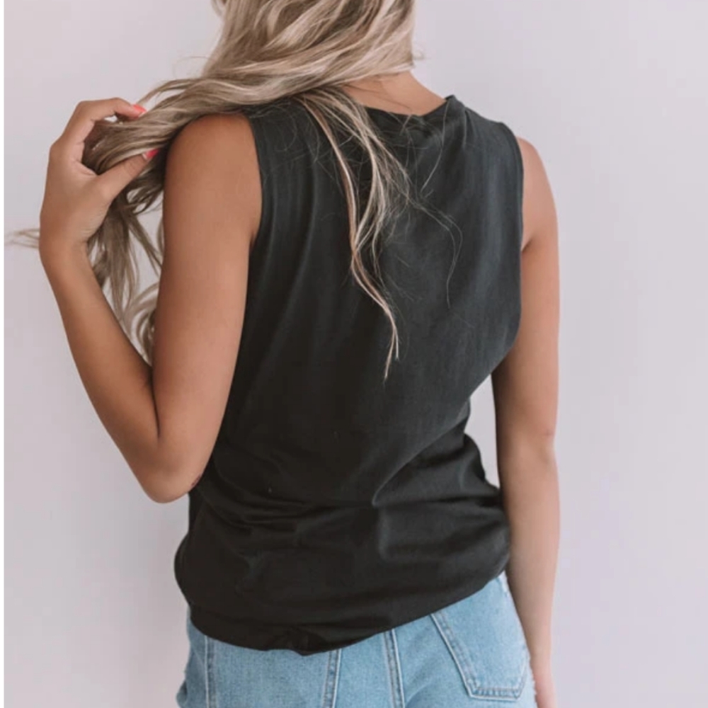 1 Left!Vintage Here Comes The Sun Graphic Tank Top - Picture 2 of 12